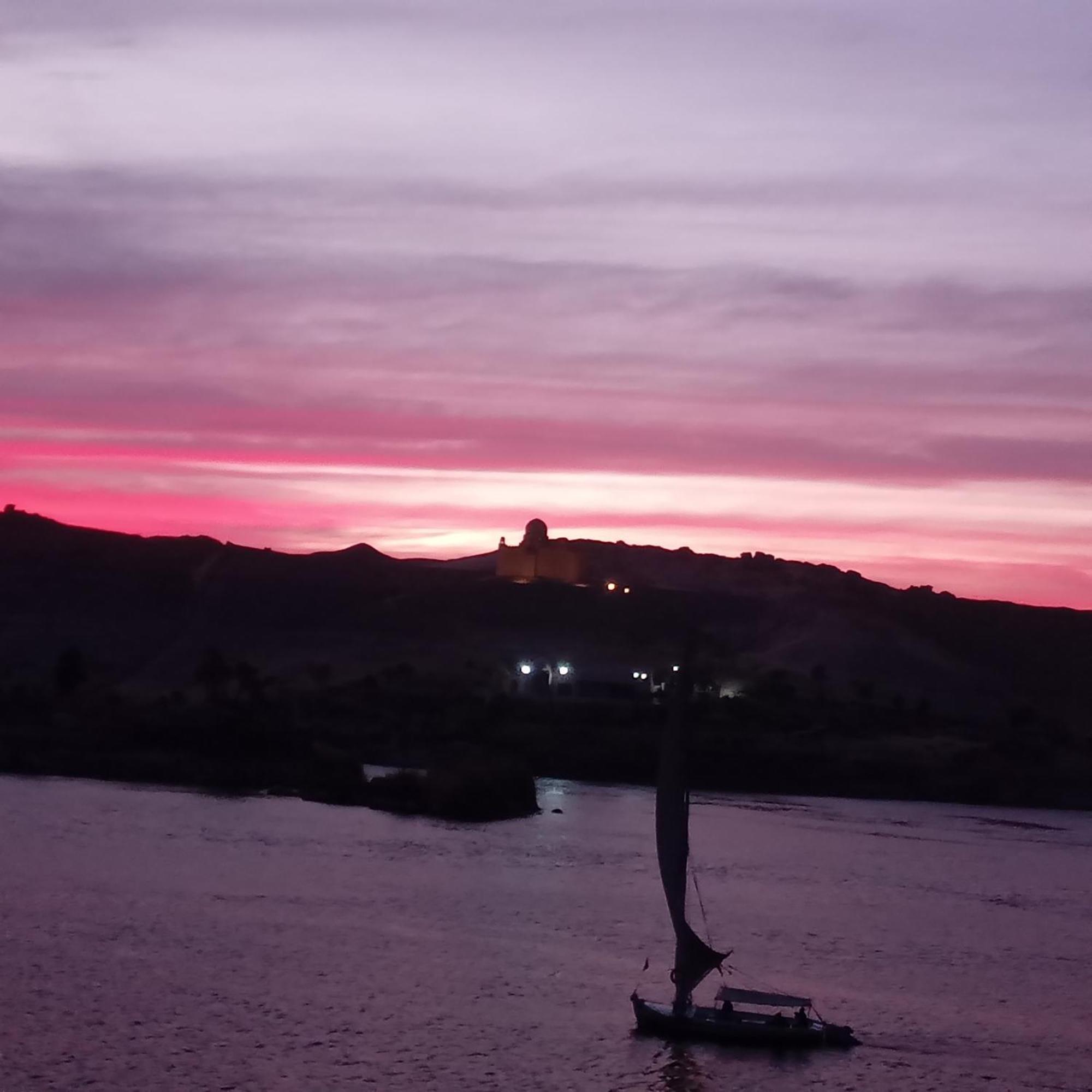 Hotel Hooly Nubian Assuan Esterno foto