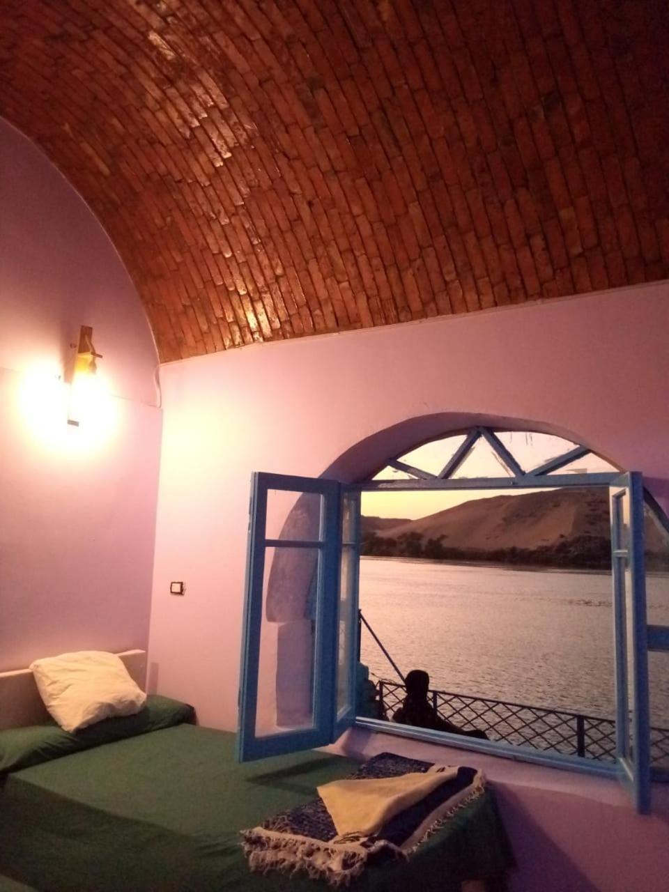 Hotel Hooly Nubian Assuan Esterno foto