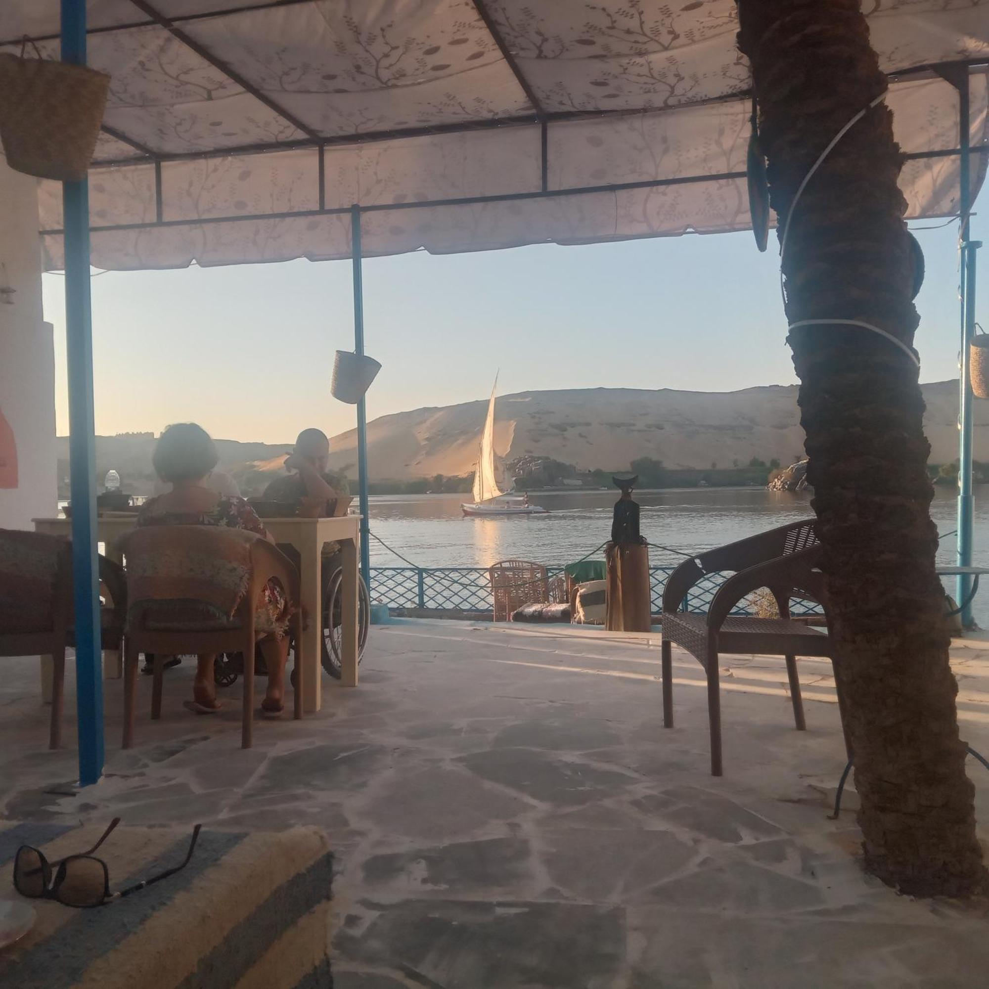 Hotel Hooly Nubian Assuan Esterno foto