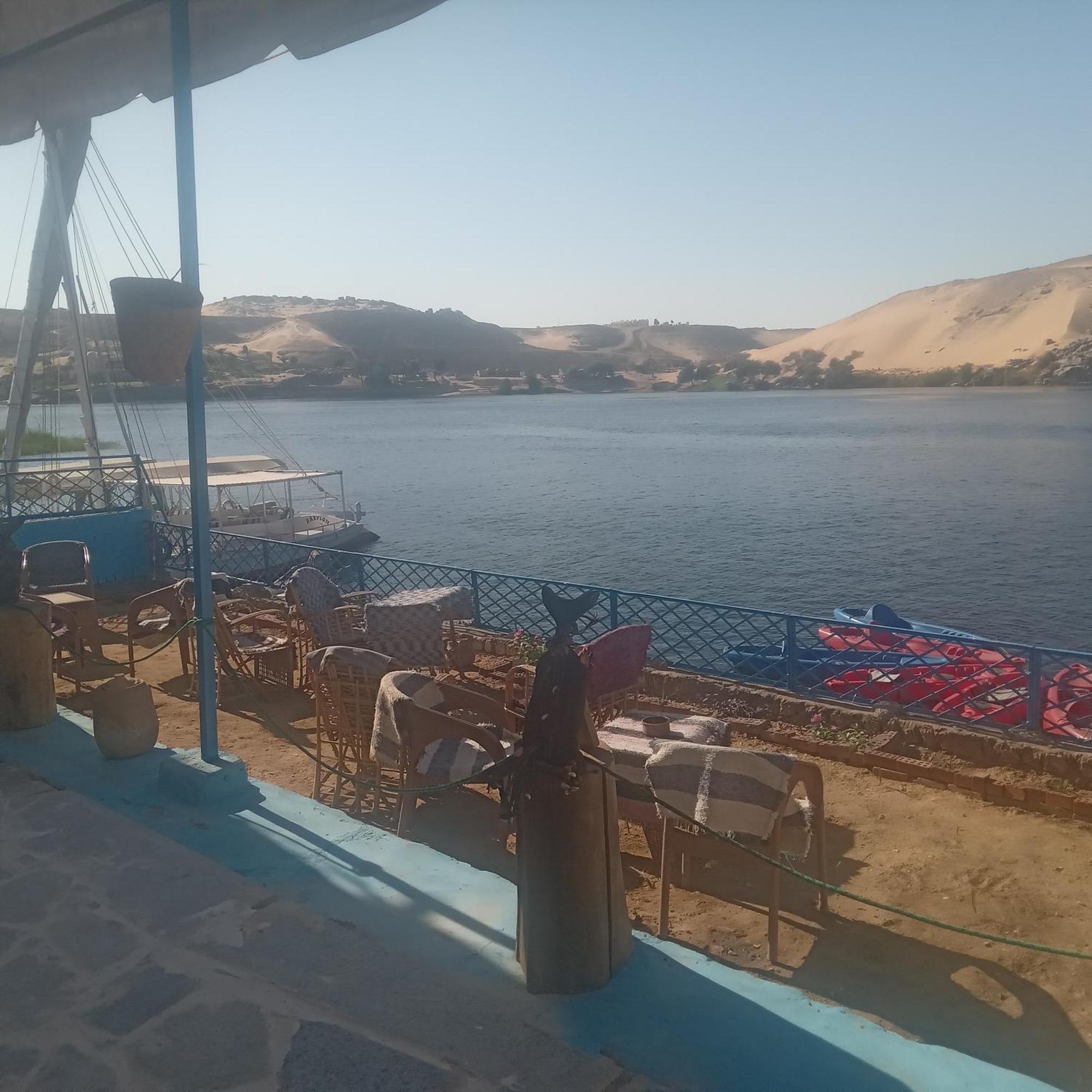 Hotel Hooly Nubian Assuan Esterno foto